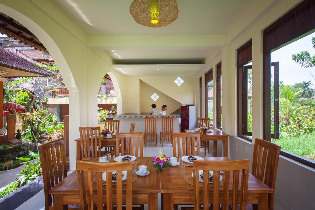 Ubud Kerta City Hotel Exterior foto
